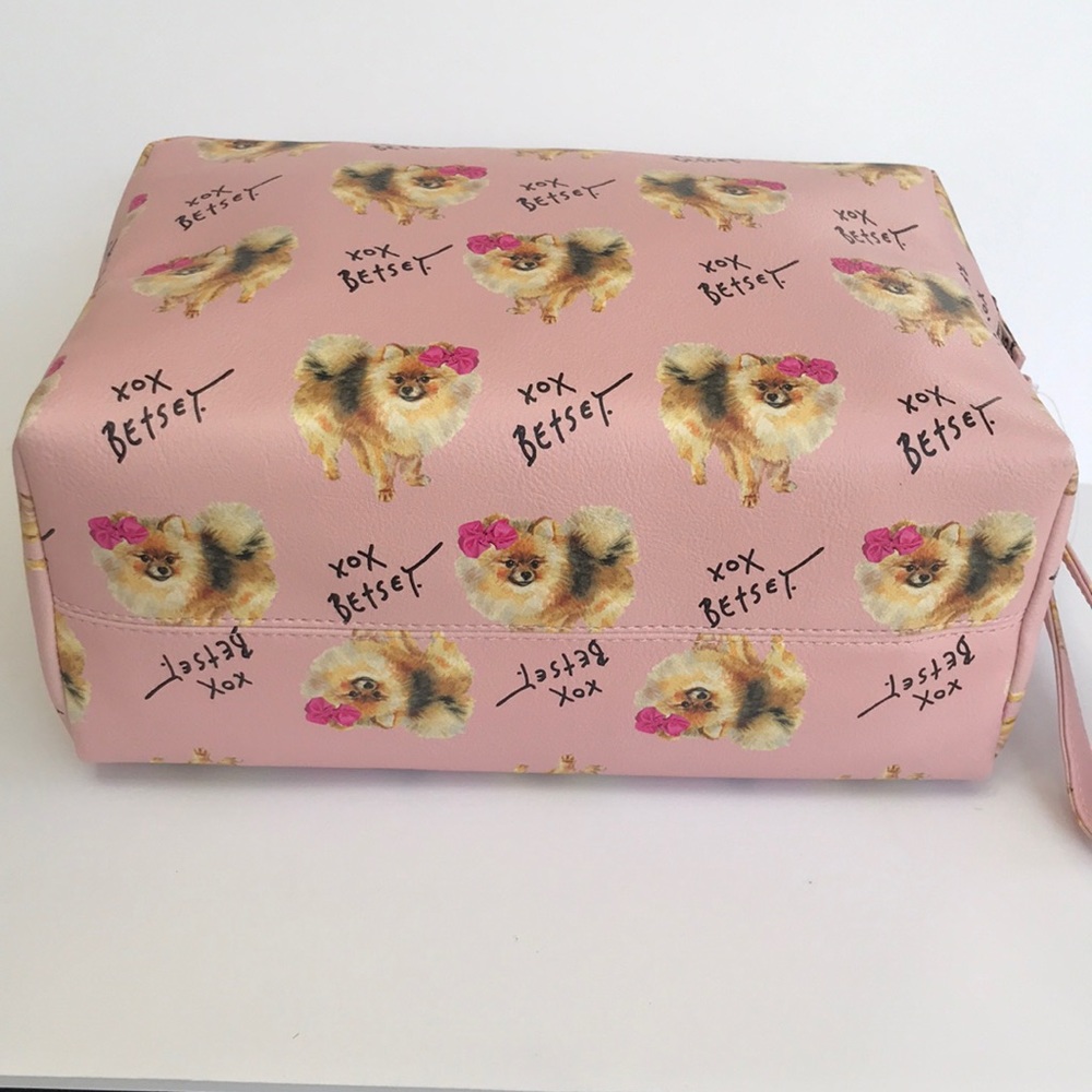 NWT Betsey Johnson Double Zip Travel Bag - Picture 7 of 8